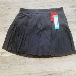 SPANX Skort Womens Small GET MOVING BOOTY BOOST Black Pleated Tennis Pickleball